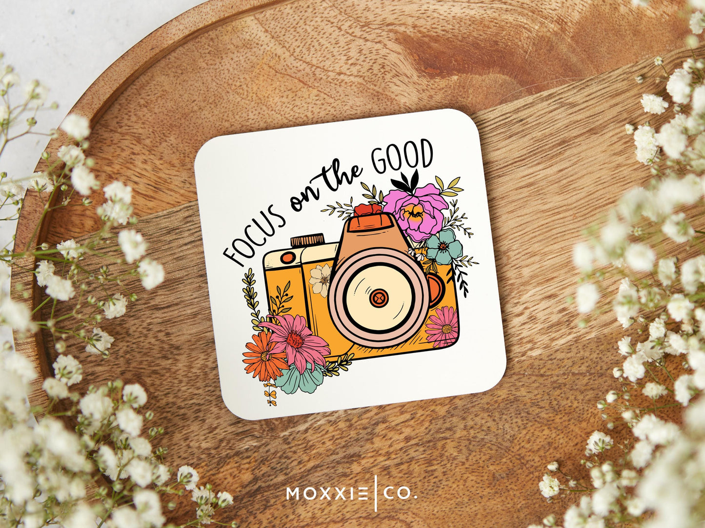 Focus on the Good Vintage Floral Camera Motivational Magnet | Inspirational Gift - Moxxie Co.